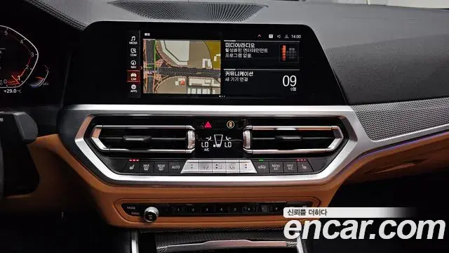 BMW 3 Series 2019 — Фото 13/20