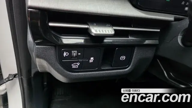 Kia Sportage 2025 — ფოტო 8/38