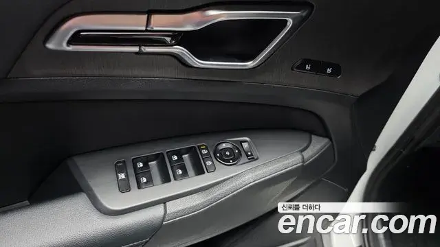Kia Sportage 2025 — ფოტო 20/38