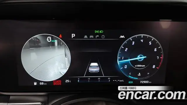 Kia Carnival 2022 — Photo 8/20