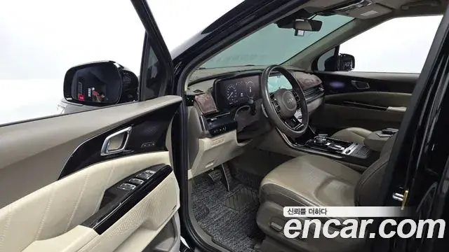 Kia Carnival 2022 — Photo 10/20