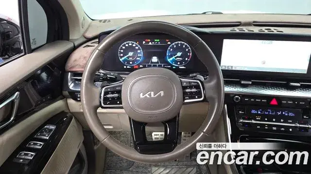 Kia Carnival 2022 — Photo 13/20