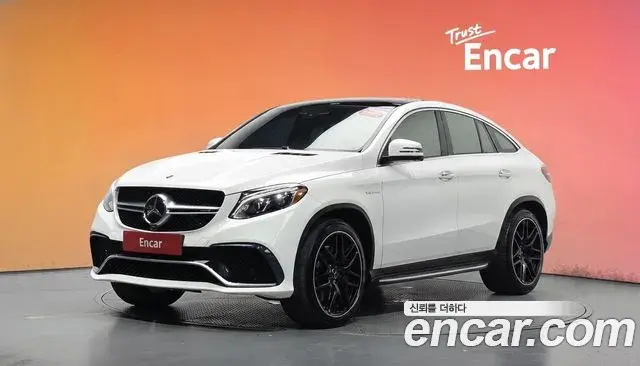 Mercedes-Benz GLE-Class 2019 — Photo 18/35