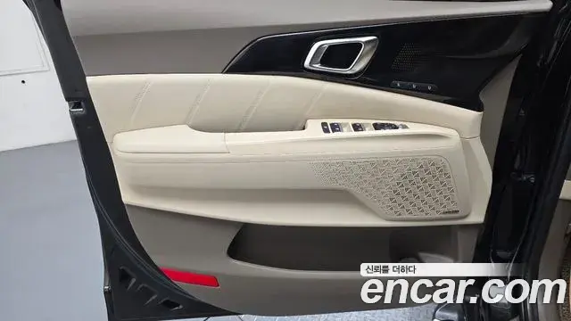 Kia Carnival 2024 — Şəkil 13/37