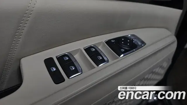 Kia Carnival 2024 — Şəkil 37/37