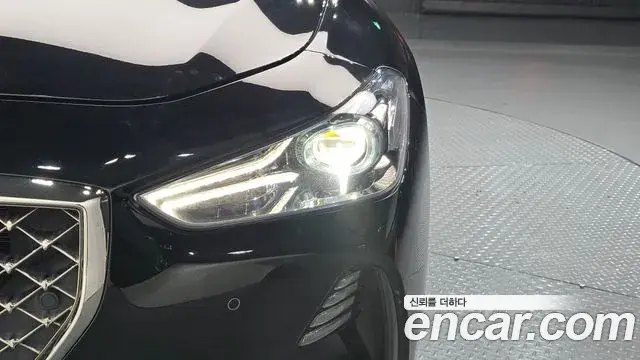 Genesis G70 2019 — Photo 19/32