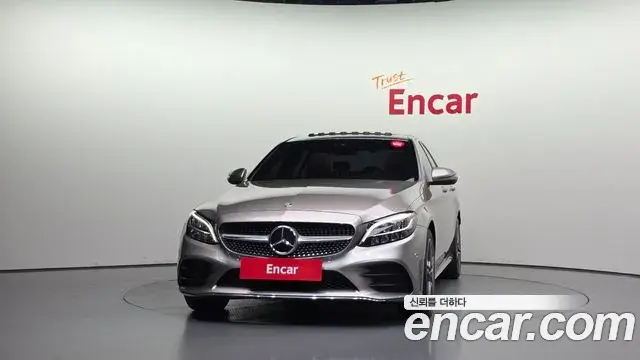 Mercedes-Benz C-Class 2019 — Фото 3/20