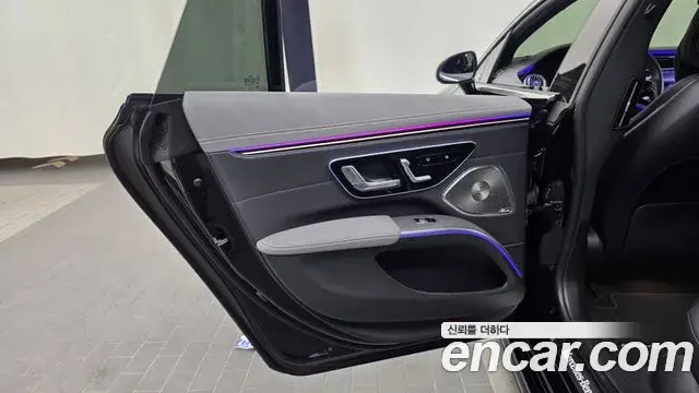 Mercedes-Benz EQS 2022 — Photo 11/38