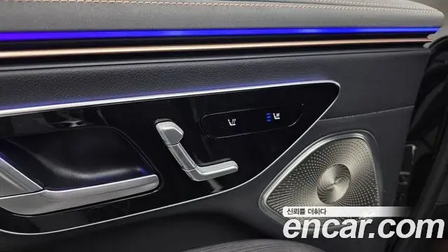 Mercedes-Benz EQS 2022 — Photo 22/38