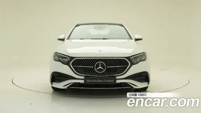 Mercedes-Benz E-Class 2026 — Photo 2/20