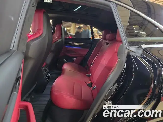 Porsche Macan EV 2026 — ფოტო 4/20
