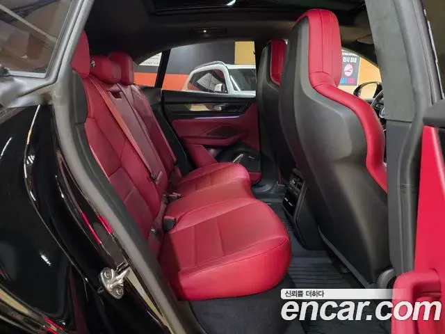Porsche Macan EV 2026 — ფოტო 14/20