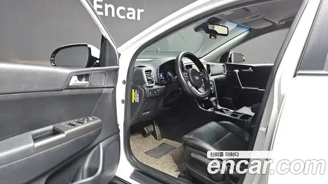 Kia Sportage The Bold 2019 — Фото 10/20