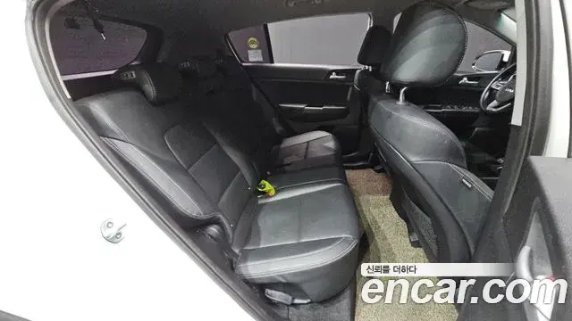 Kia Sportage The Bold 2019 — Фото 11/20
