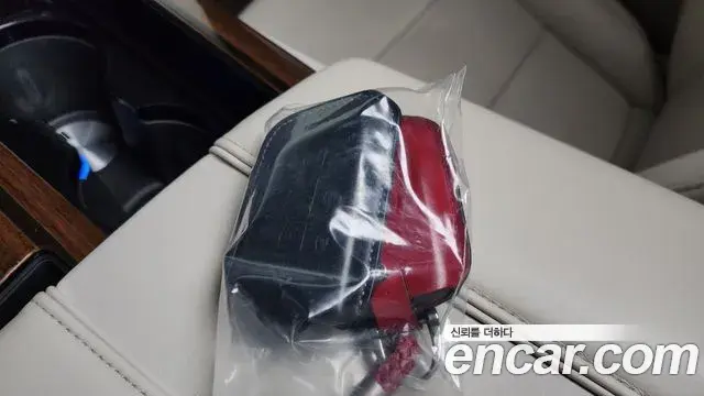 Cadillac Escalade 2022 — Photo 32/37