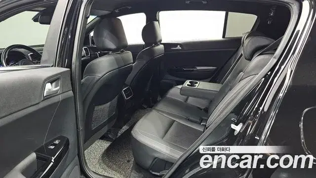 Kia Sportage The Bold 2019 — Фото 11/20