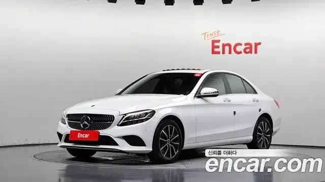 Mercedes-Benz C-Class 2020 — Фото 1/20