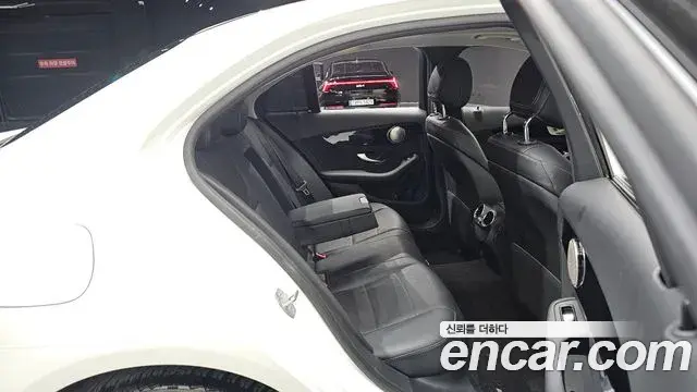 Mercedes-Benz C-Class 2020 — Фото 11/20