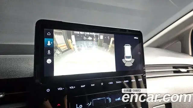 Hyundai Staria 2023 — Photo 15/20