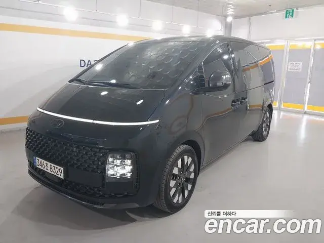 Hyundai Staria 2022 — Фото 10/20