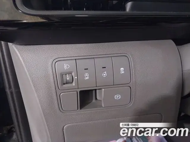 Hyundai Staria 2022 — Фото 11/20