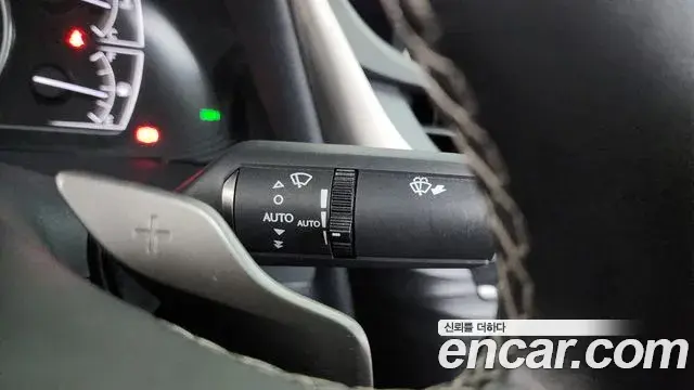 Lexus ES300h 2021 — Photo 17/20