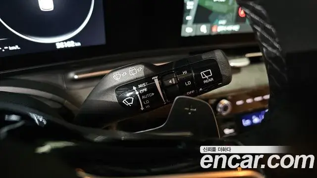 Kia Carnival 2022 — Фото 17/20