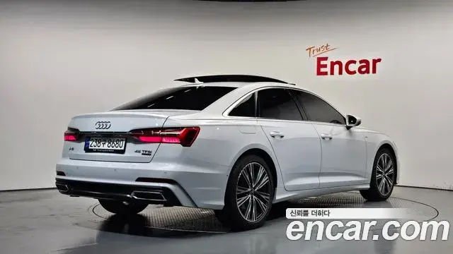 Audi A6 2022 — Photo 30/34