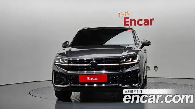 Volkswagen Touareg 2024 — Şəkil 44/50