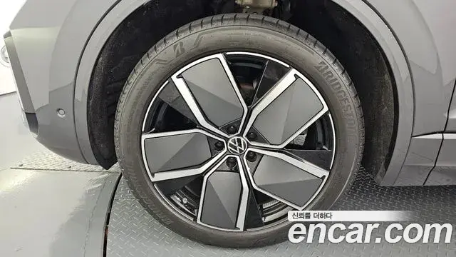 Volkswagen Touareg 2024 — Şəkil 4/50