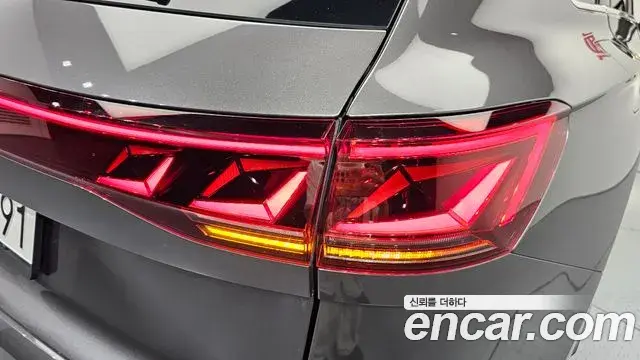 Volkswagen Touareg 2024 — Şəkil 24/50
