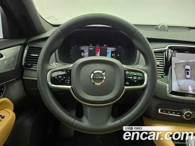 Volvo XC90 2022 — Фото 13/20