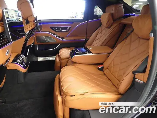 Mercedes-Benz S-Class 2023 — ფოტო 18/20
