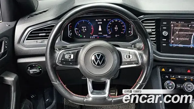 Volkswagen T-Roc 2021 — Фото 13/20