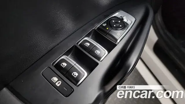 Kia K5 2024 — Photo 22/32