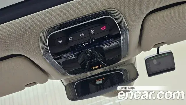 Mercedes-Benz S-Class 2025 — Фото 16/19