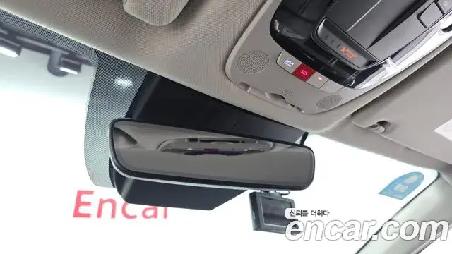 Kia K5 2023 — Photo 18/38