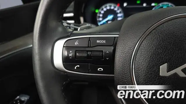 Kia K5 2023 — Photo 38/38