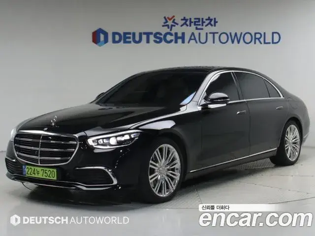 Mercedes-Benz S-Class 2023 — Фото 10/20