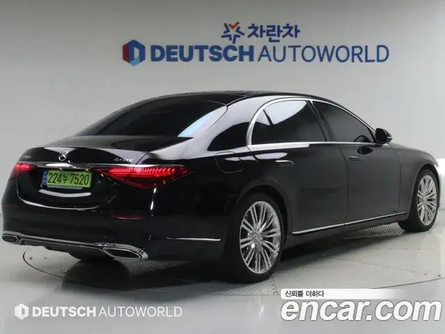Mercedes-Benz S-Class 2023 — Фото 1/20