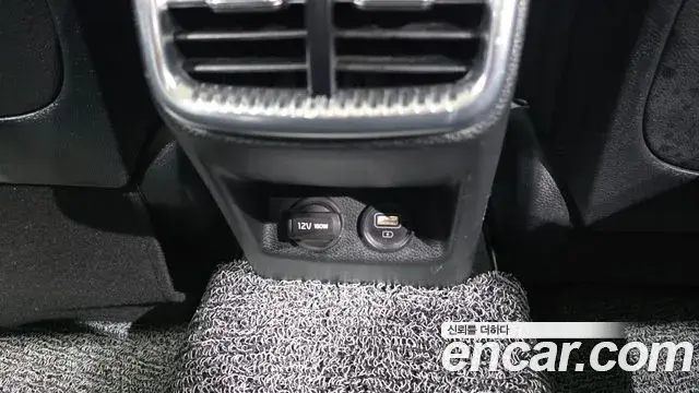 Kia K5 2022 — Photo 18/35