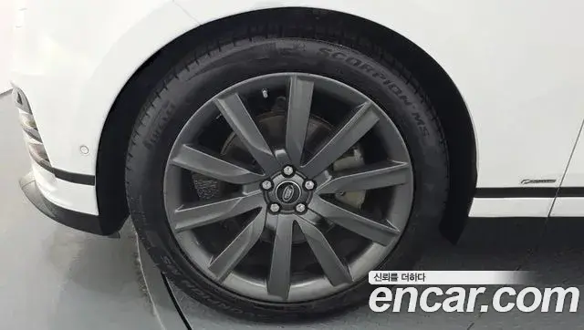 Land Rover Range Rover Velar 2018 — Şəkil 18/20