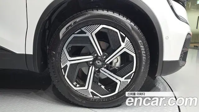 Renault Samsung QM6 2024 — ფოტო 14/33