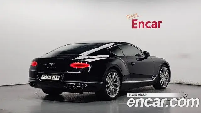 Bentley Continental GT 2020 — Фото 2/20