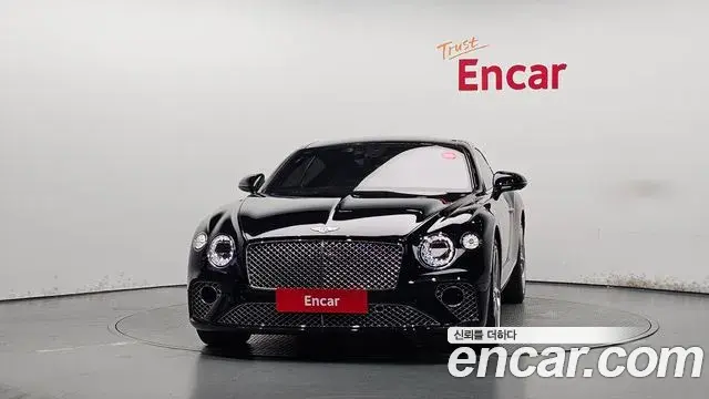 Bentley Continental GT 2020 — Фото 3/20