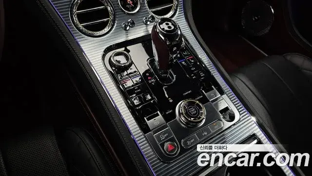 Bentley Continental GT 2020 — Фото 9/20