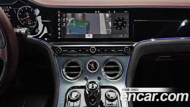 Bentley Continental GT 2020 — Фото 14/20