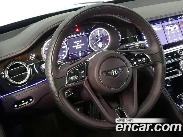 Bentley Flying Spur 2020 — Фото 14/20