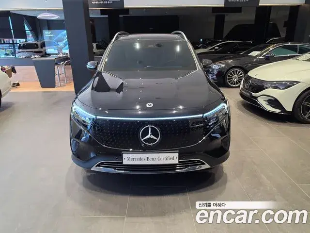 Mercedes-Benz EQB 2025 — Şəkil 10/20