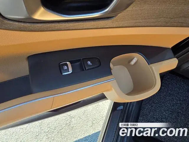 Kia Sorento 2021 — Фото 7/20